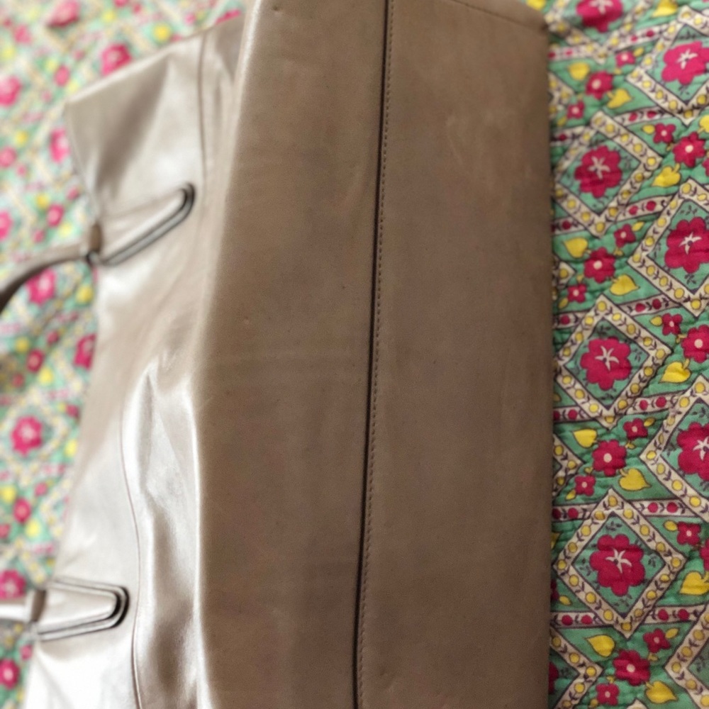 Coach purse - Picture 5 of 6
